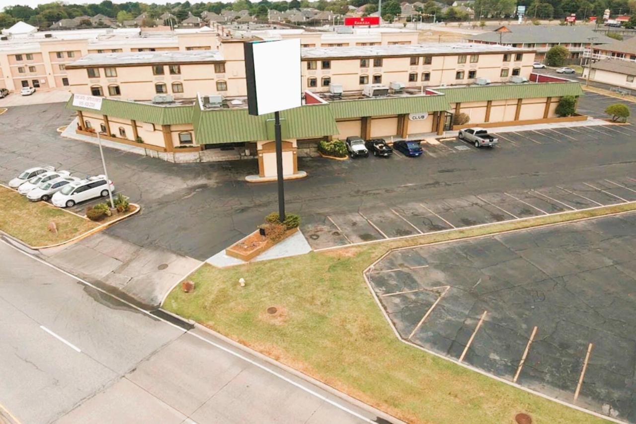 Oyo Hotel Tulsa Ok, I-44 Dış mekan fotoğraf