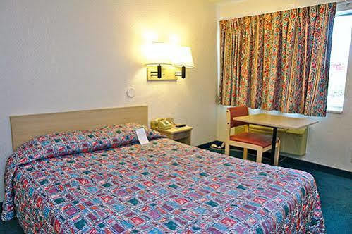 Oyo Hotel Tulsa Ok, I-44 Dış mekan fotoğraf